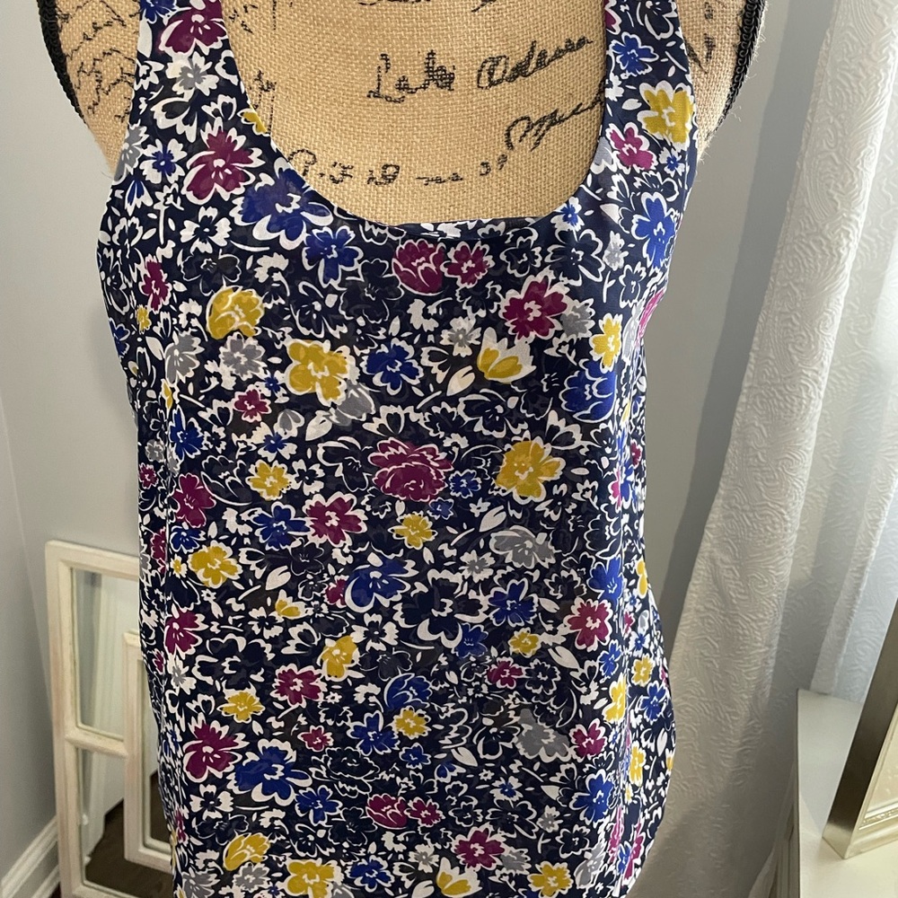 Banana Republic Sleeveless Blouse
